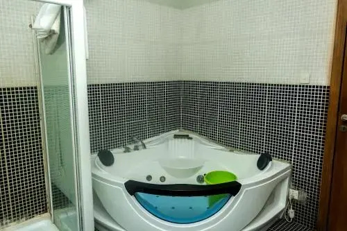 Waterlilies Suites
