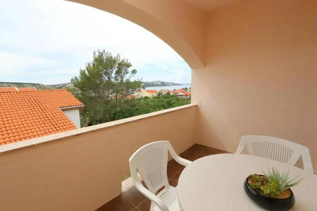 Apartments with a parking space Stara Novalja, Pag - 18860