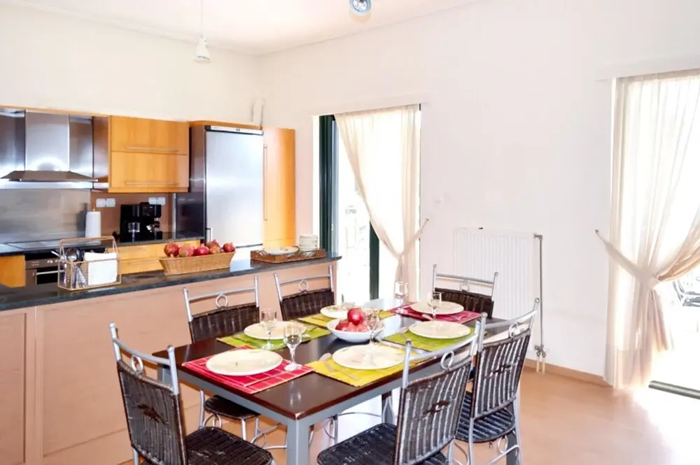 Villa With 4 Bedrooms in Karistos, With Wonderful sea View, Enclosed Garden and Wifi - 10 m From the