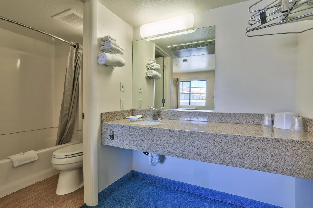 Motel 6-Kingman, AZ - Route 66 East