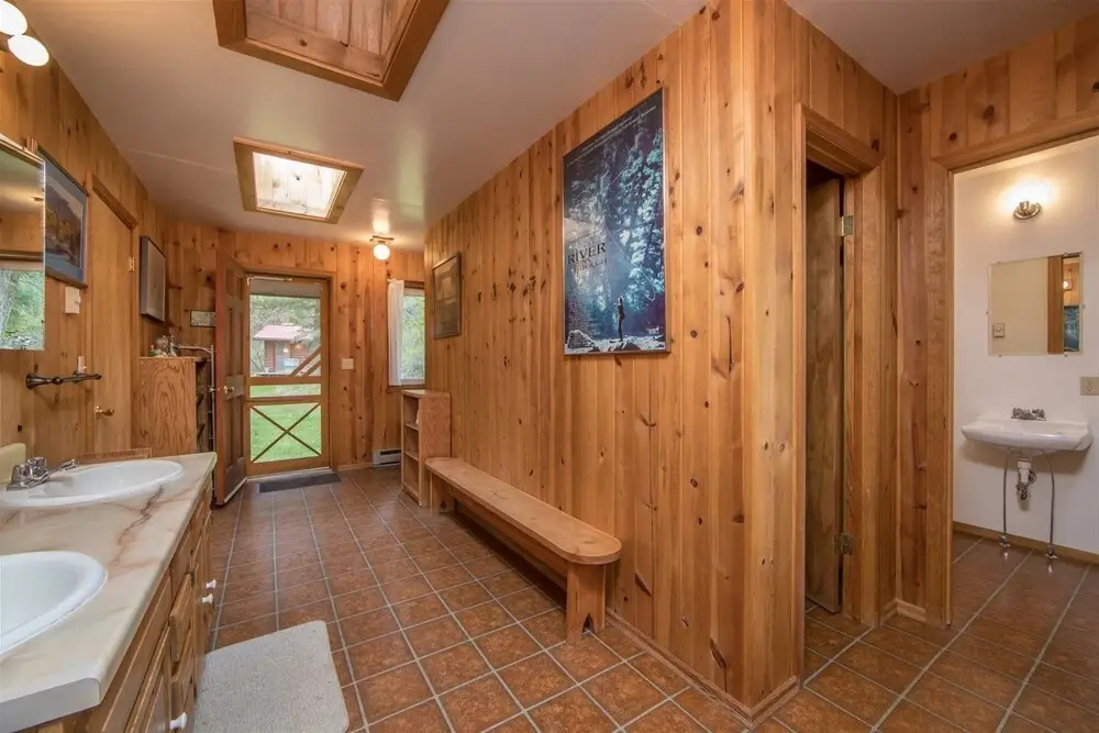Ennis - T-lazy-b Ranch