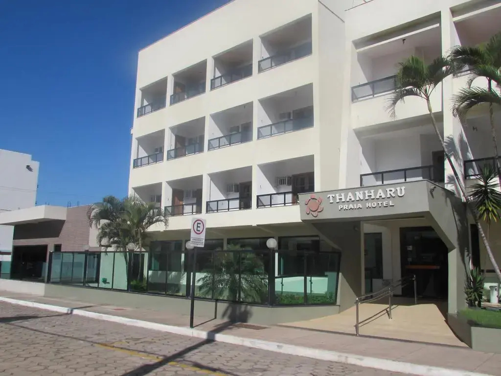 Thanharu Praia Hotel