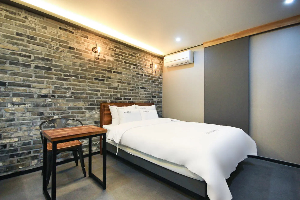 Kanu Hotel