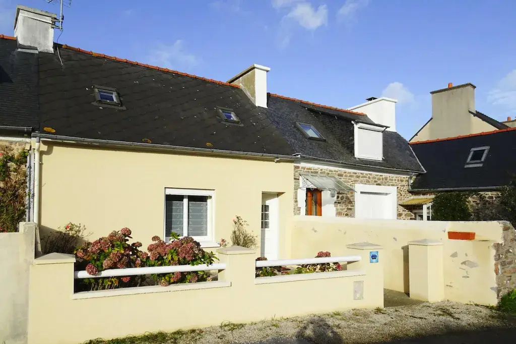 Cottage by Goelo Coast With Sea Views