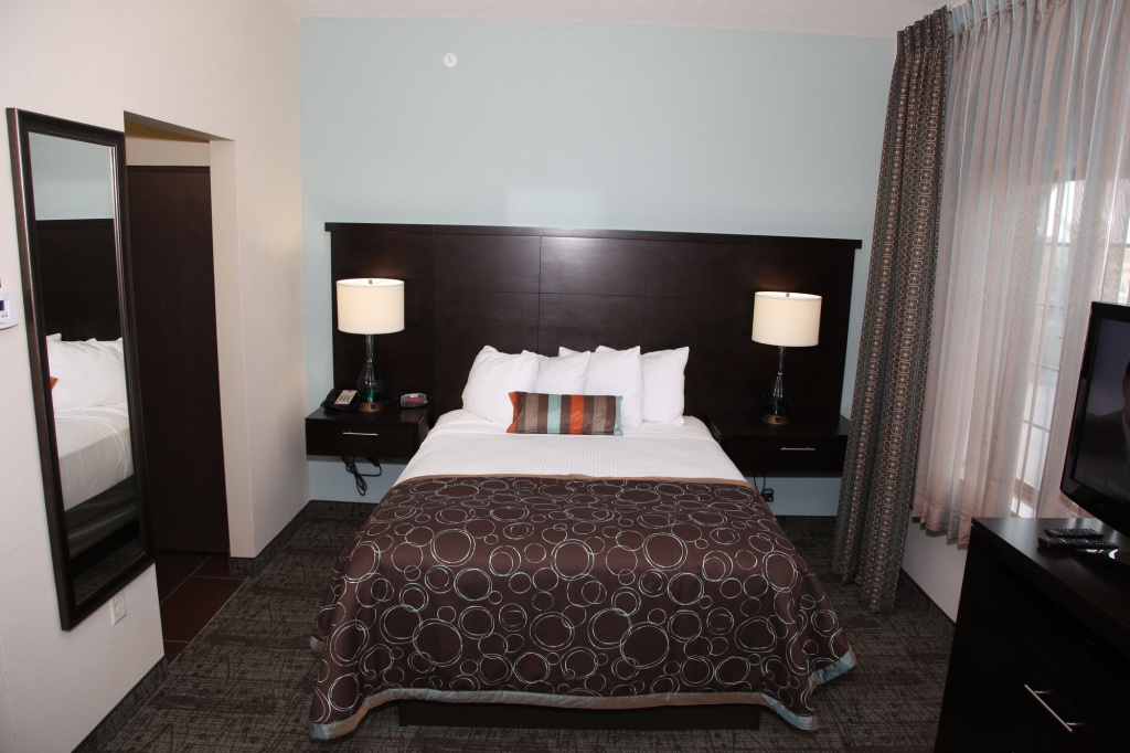 Staybridge Suites Lincoln North East by IHG