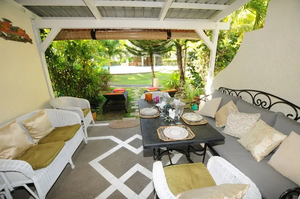 LES Condos in Beautiful Complex With Pool, Near the Beach