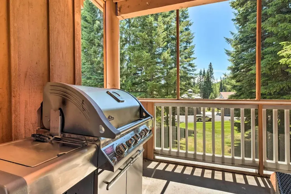 Koul's Retreat' Condo 2 Mi to Lake Wenatchee