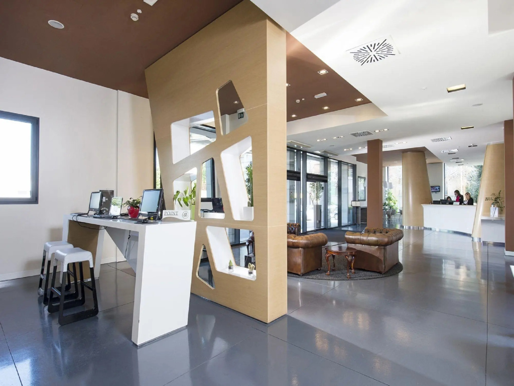 Neo Hotel