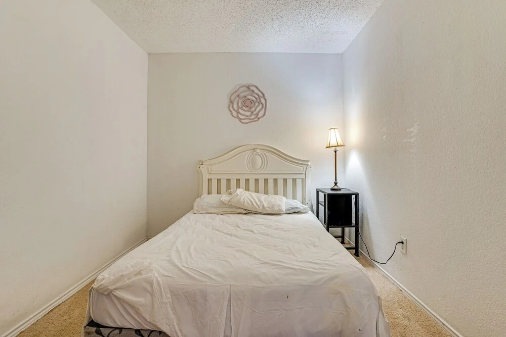 Large Families Welcome! Spacious Fort Worth Home