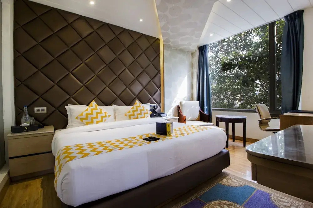 V Hotel