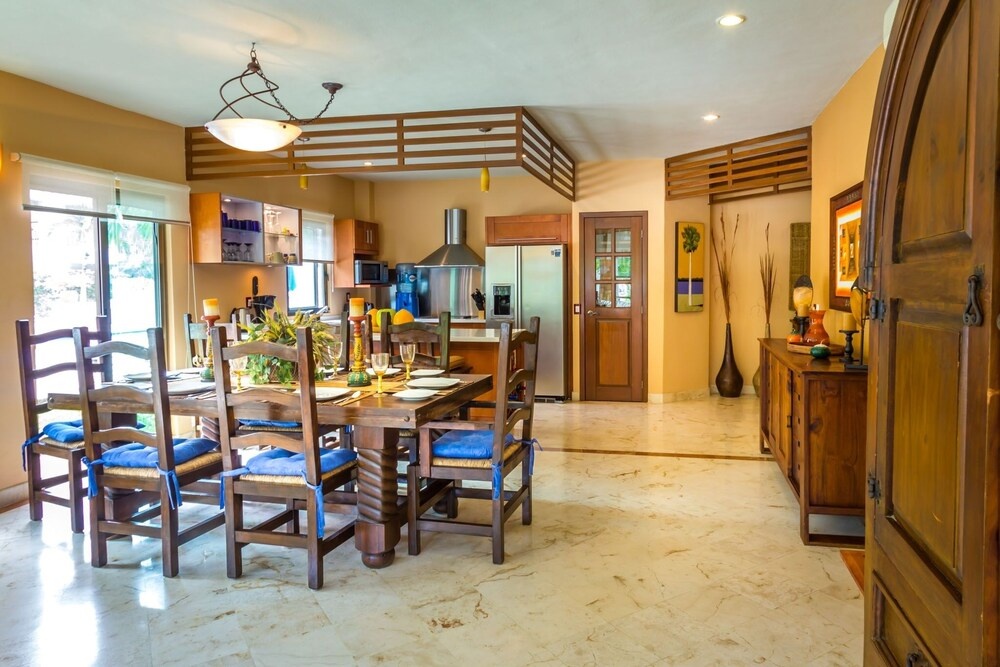Paseo Del Sol Coral A 108 2 Bedroom Condo by Redawning