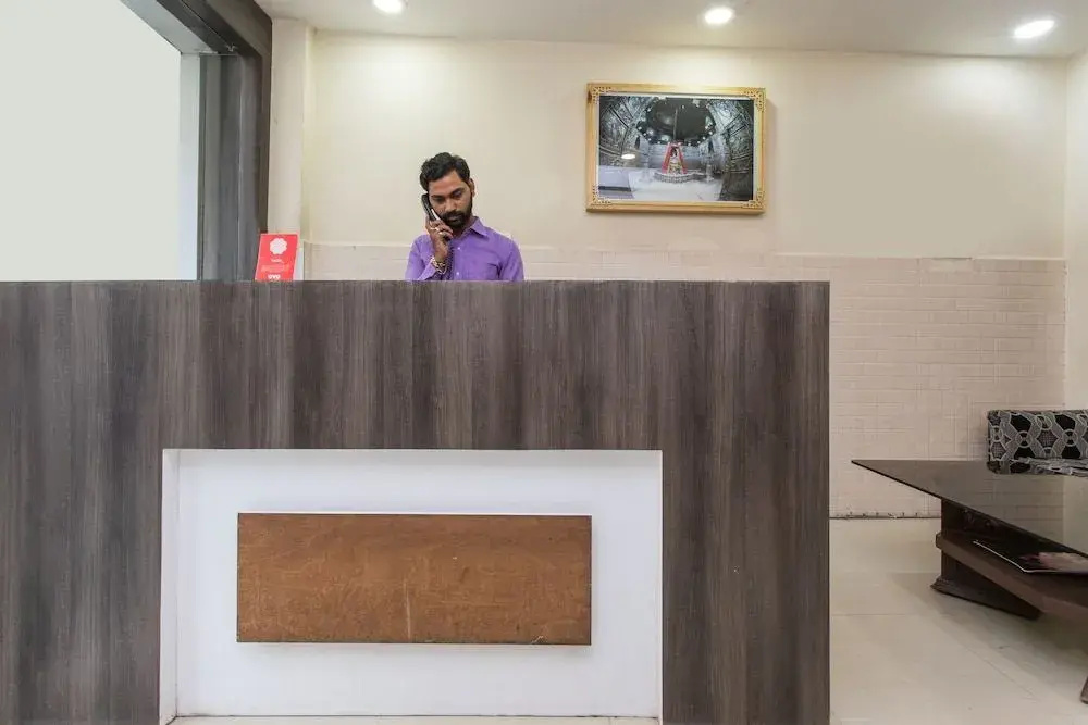 Oyo 17161 Hotel Mahalaxmi
