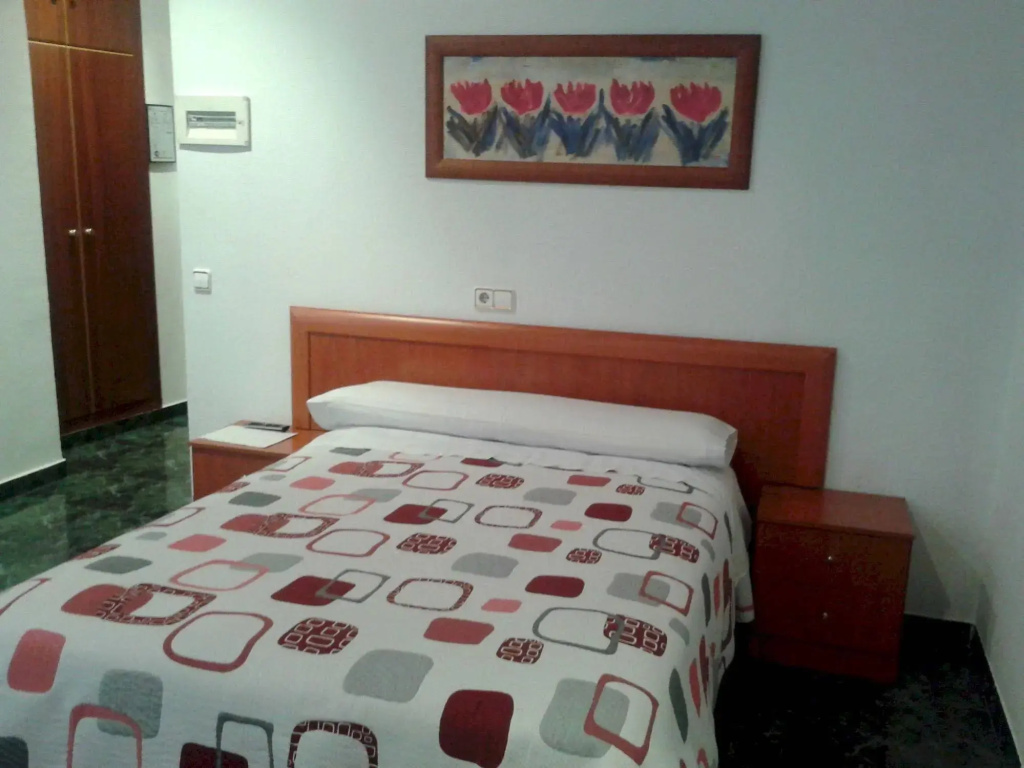 Hostal Bruña Paseo del Prado