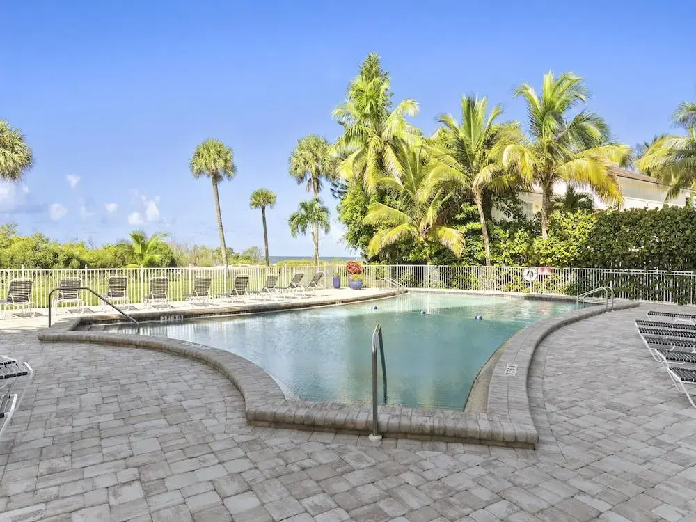 Sun Caper 208 - Two Bedroom Condo