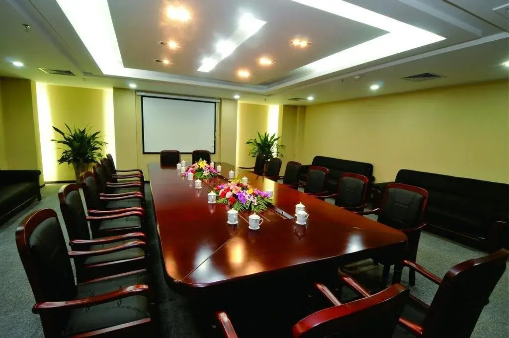 Zhaoqing International Grand Hotel