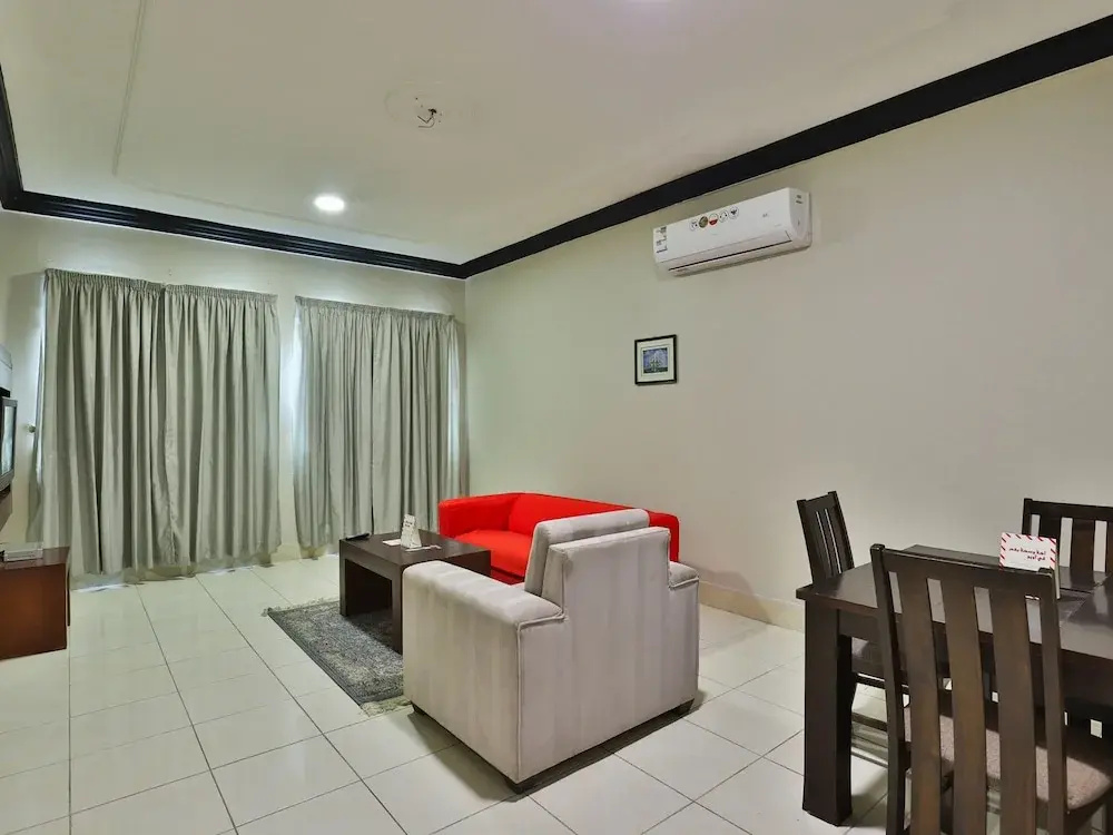 OYO 211 Mayar International Furnished Units 1