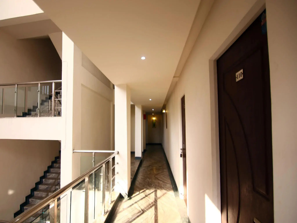 OYO 10943 Hotel Plus Corporate