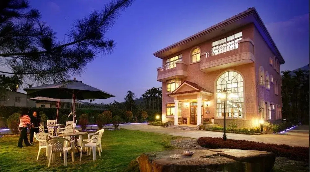 Flora Rexort Guesthouse