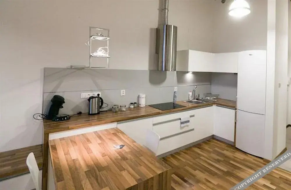 LOFT APARTMENTS