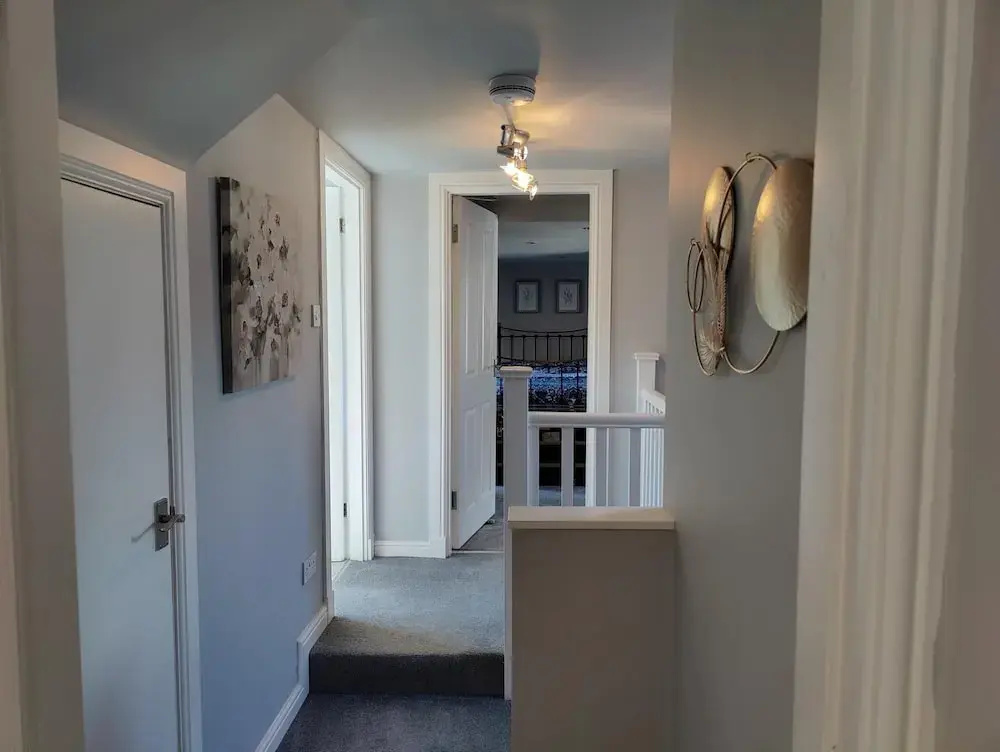 NEW Fabulous 2BD Maisonette Dunfermline, Fife