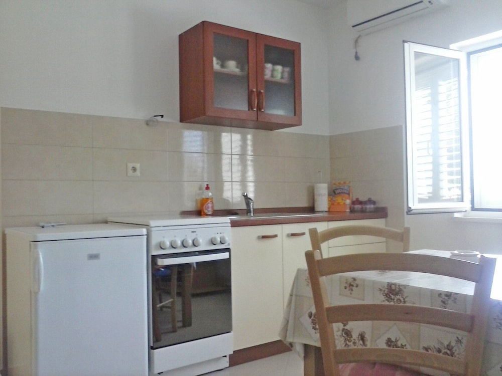 Apartments Mara
