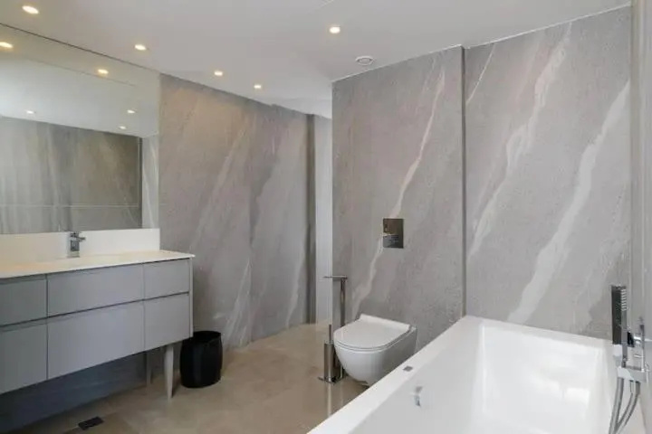 American Colony - 300 sqm Sea View by HolyGuest