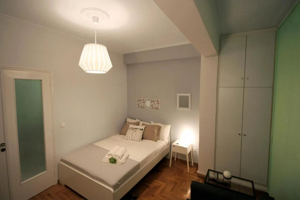 Luxury flat in Kolonaki, 3’ Metro