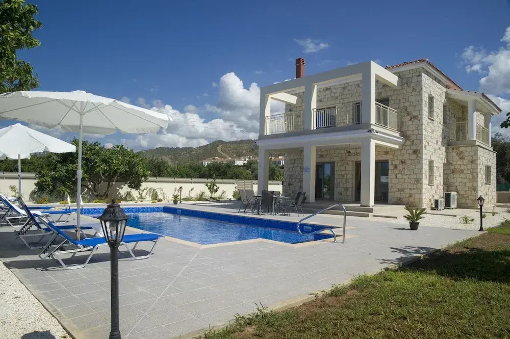 Stunning new Beach Front Villa,1st Line to the Beach, Large Pool, Wonderful Area