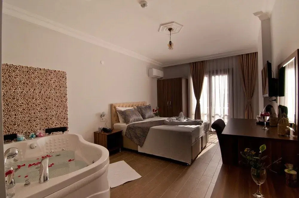 DEFNE OTEL