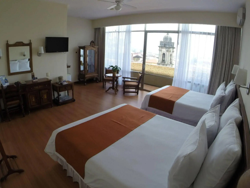 Plaza Uruapan Hotel