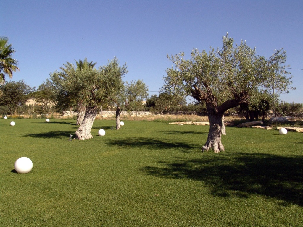 New Villa Carlotta
