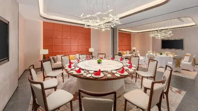 Holiday Inn Liaoyuan City Center by IHG
