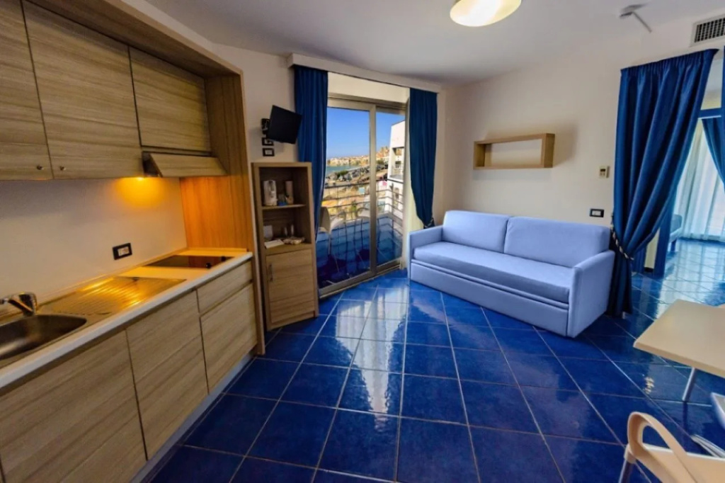 Astro Suite Hotel