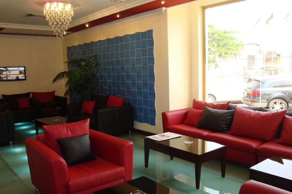 Chesney Hotel