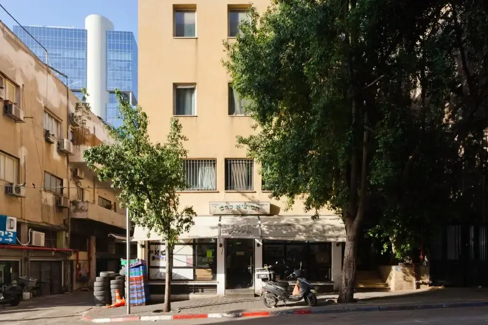 NHE Rothschild Apartments