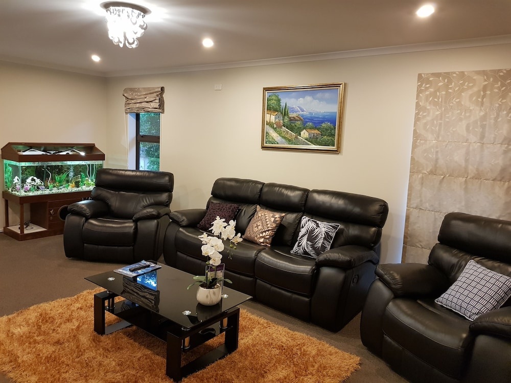 NorthWest Cozy House