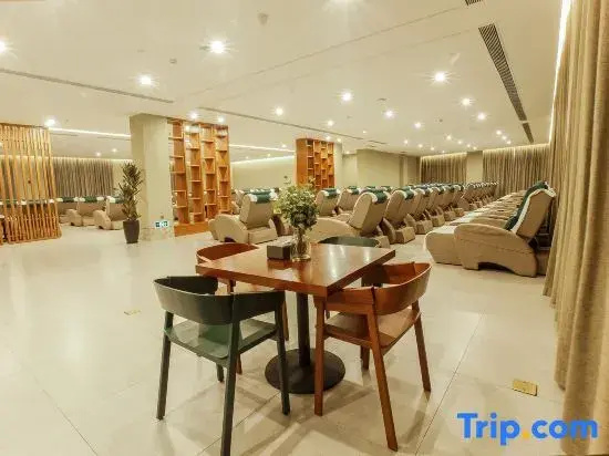 Xihai Hot Spring Holiday Hotel