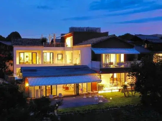 Puzhehei Liqiao Lake View Luxury Homestay