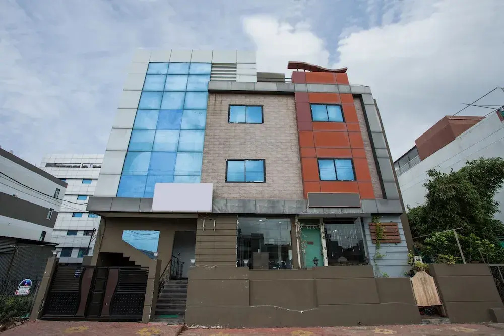 OYO 7421 Hotel Relex