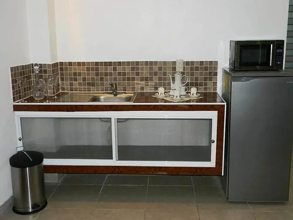 Hotel & Suites Mo Sak