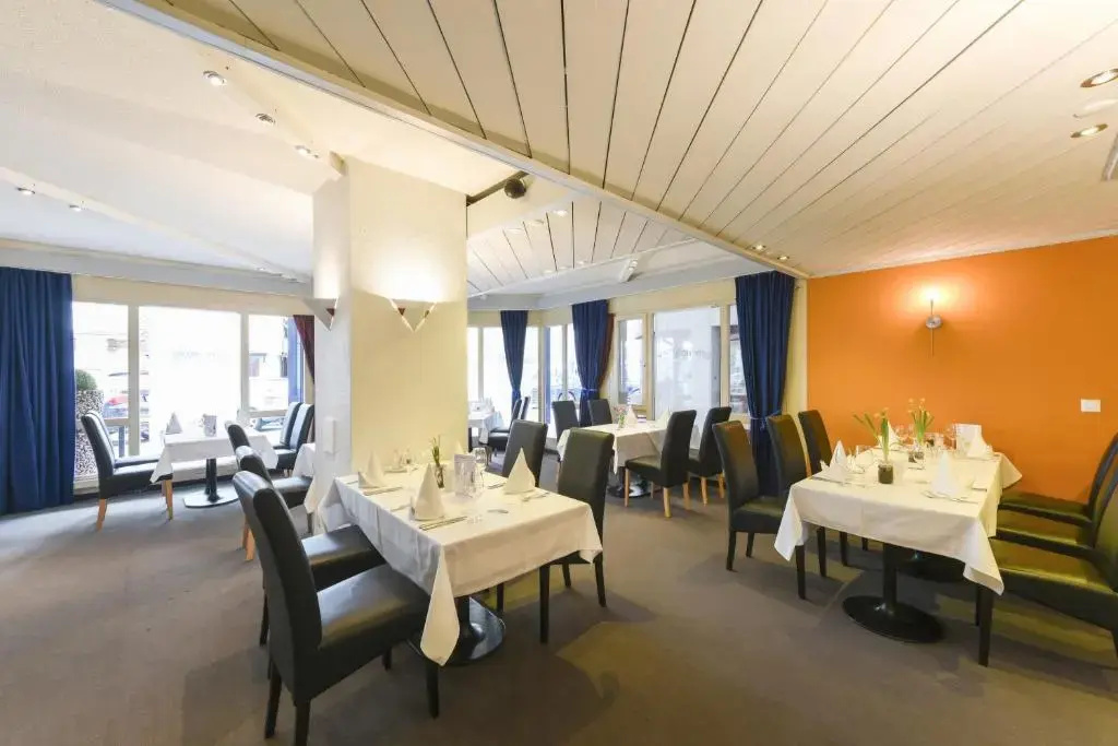 City Hotel