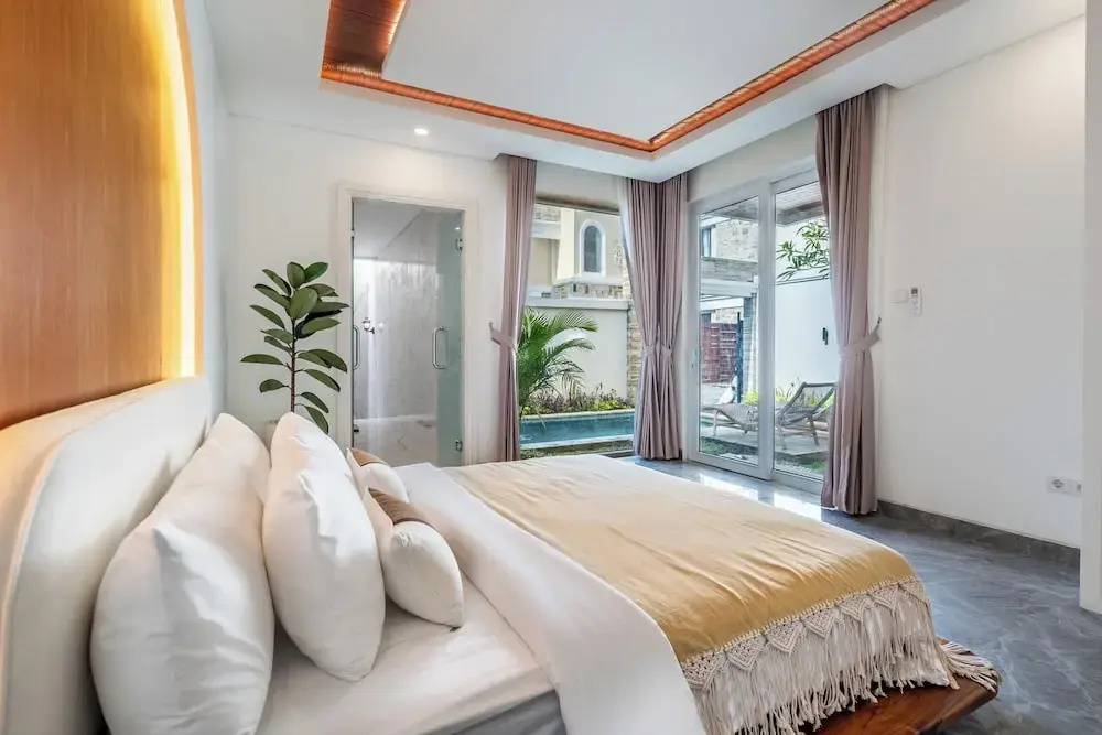 Private Pool Villa Arsy w Rooftop By Orivista