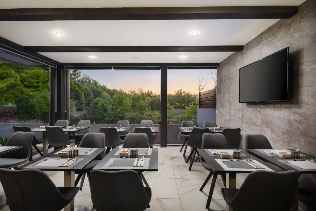 Ellure Luxury Suites