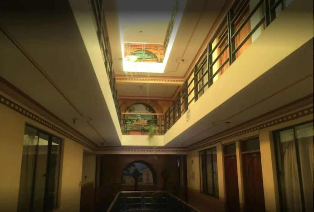 Hostal Center