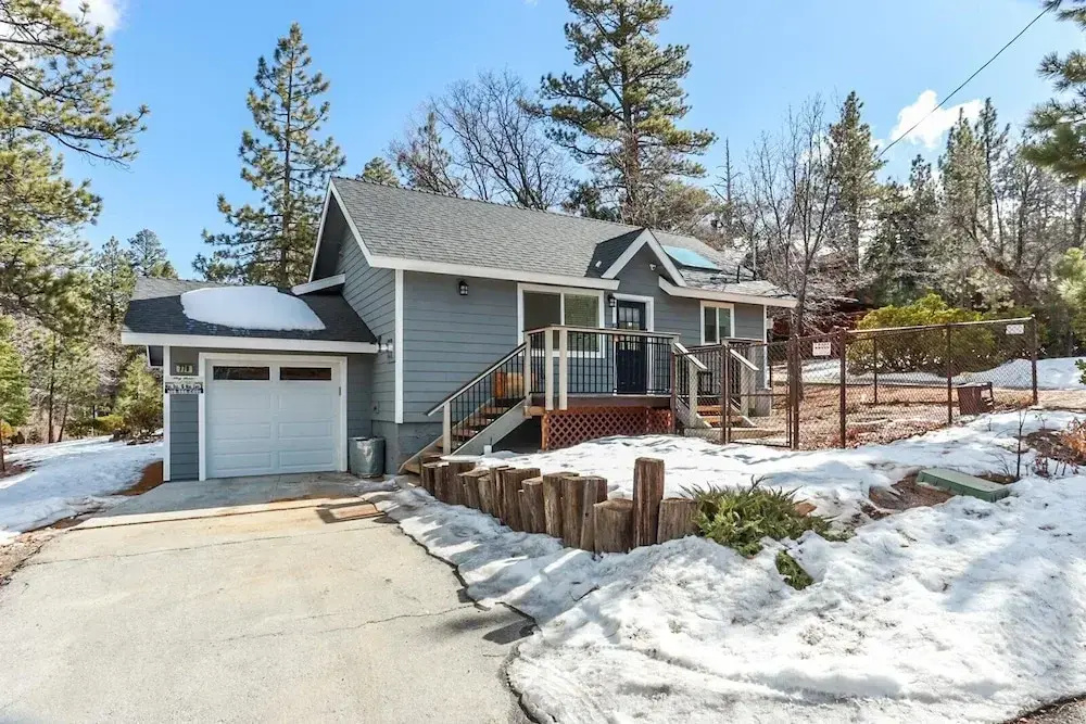 Mountain Modern-1743 by Big Bear Vacations