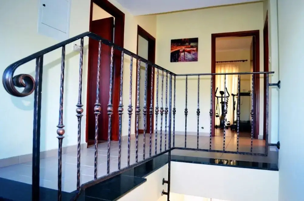 House With 5 Bedrooms in Paphos, With Private Pool, Enclosed Garden an