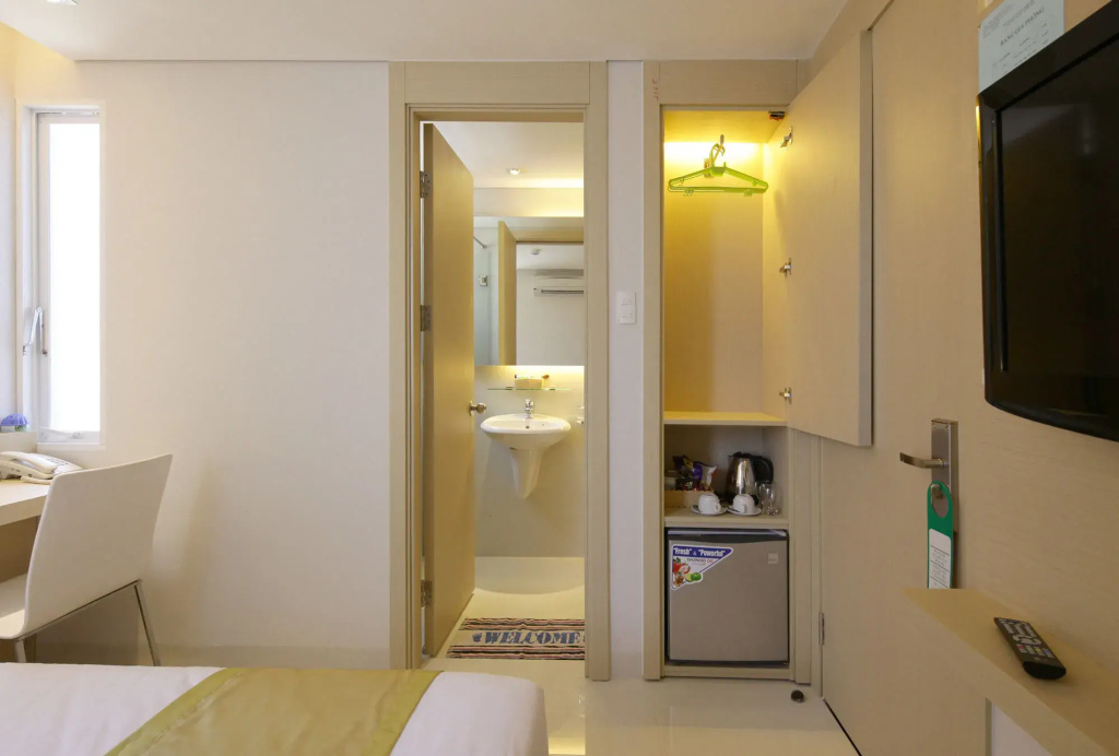 Green Peace Hotel