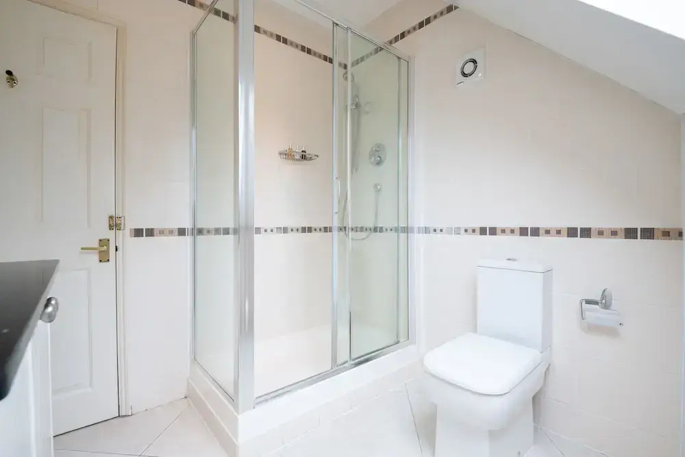 Charming Wimbledon Park Home close to Putney Heath