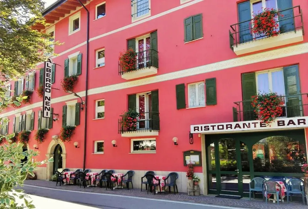 Albergo Neni