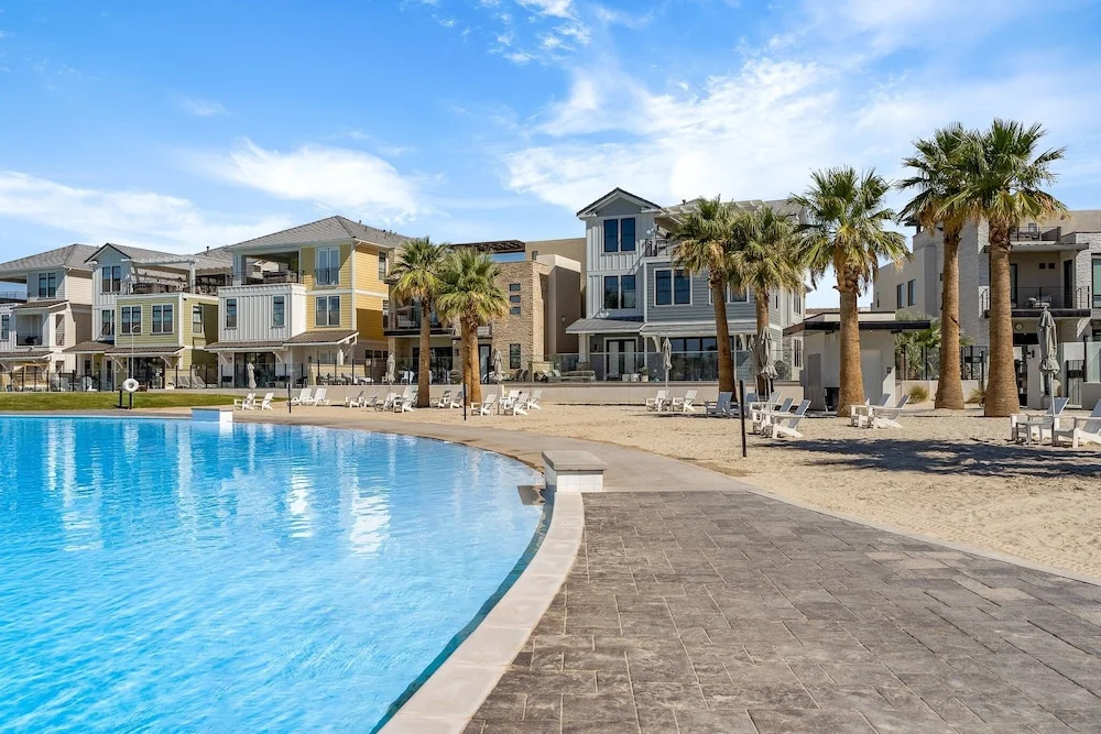 Surfside Escape 3 Bedroom Condo